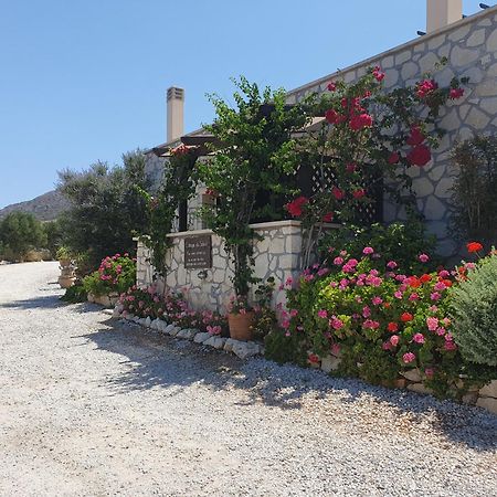 Cottage Du Soleil Makriyialos Bagian luar foto