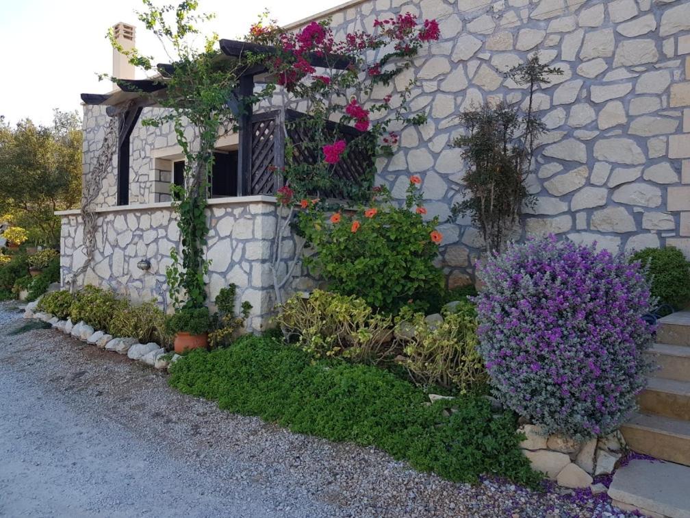 Cottage Du Soleil Makriyialos Bagian luar foto